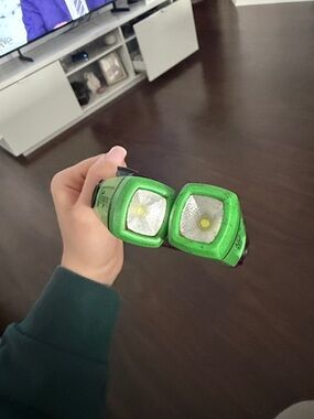 Snap Green Dual-LED Safety Light